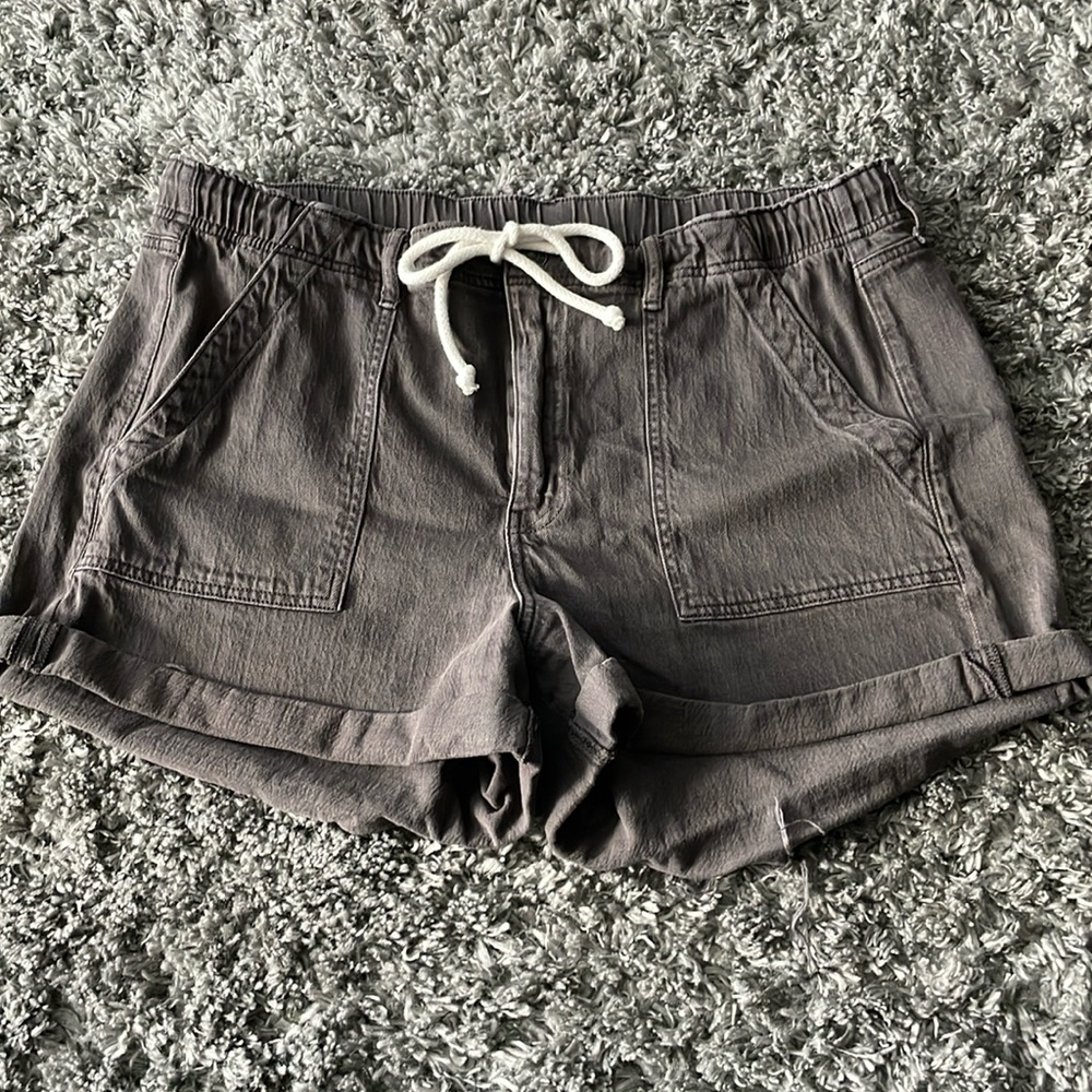 Dark Gray/Graphite American Eagle High-Waisted Cuffed Shorts, Women’s 18